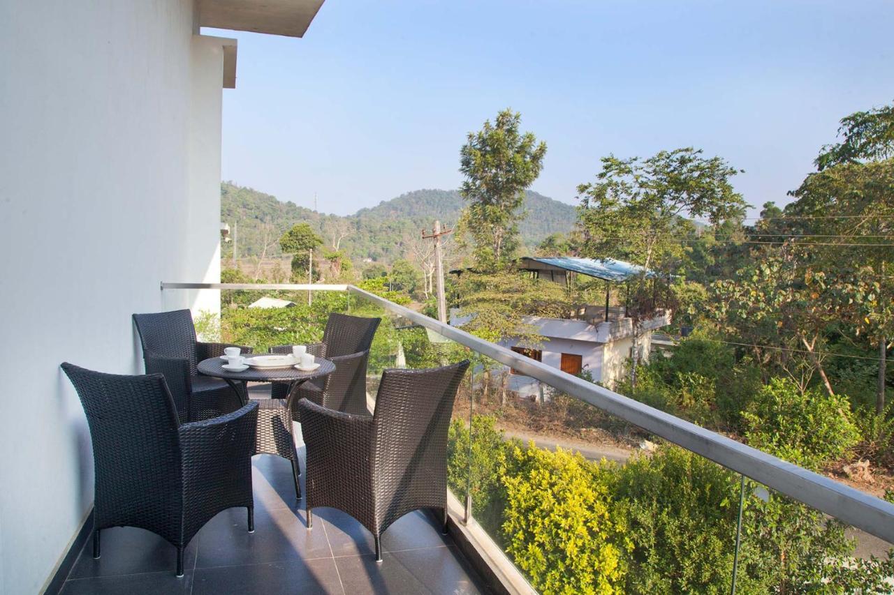 Stayvista At Ivory Hill Madikeri 3 Bedrooms Exterior foto